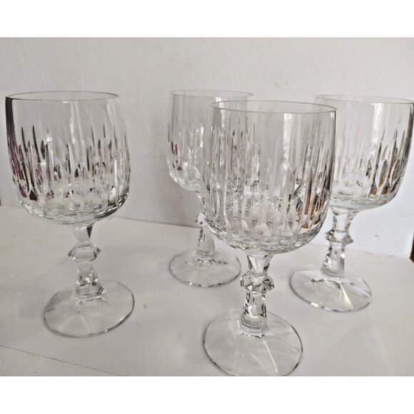 Schott-Zwiesel Set of 4 Wine Goblets Set of Four - Tango Pattern - Picture 2 of 14